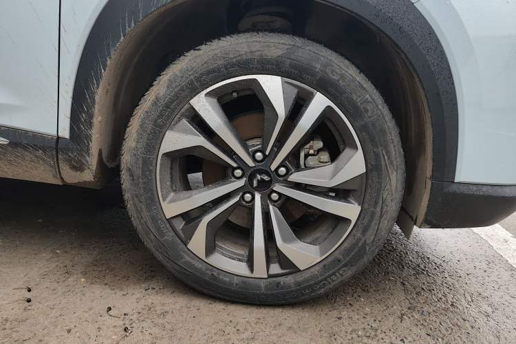 Used Wuling Asta 2022 2.0L DHT Electric-Speed Version