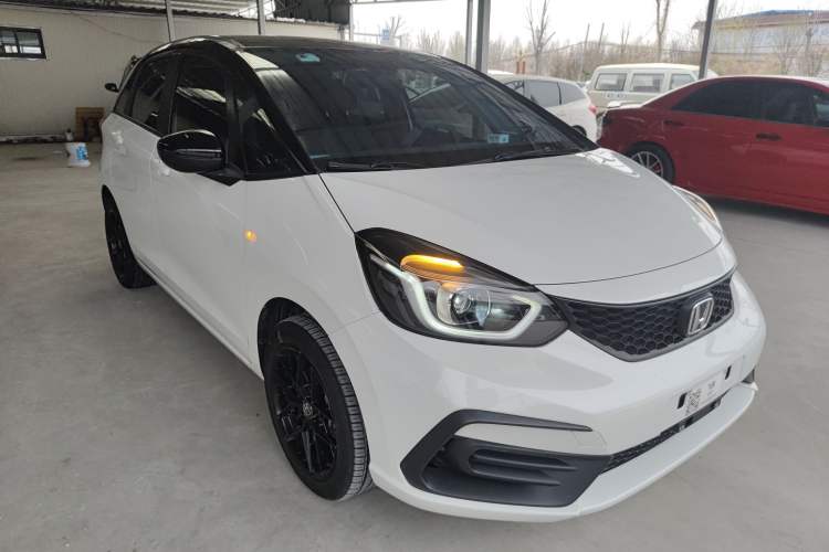 Used Honda Fit 2023 1.5L CVT Trend Edition Front Right 45 Deg