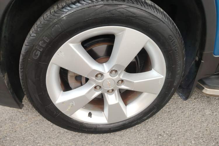 Used Chevrolet Trax 2014 1.4T Automatic Two-Wheel Drive Luxury Model Exterior 2