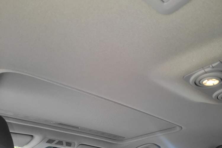 Used BMW 3 Series 2015 320Li Fashion Model Headliner