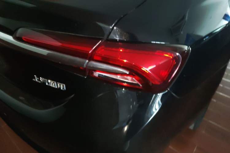 Used Buick LaCrosse 2021 652T Luxury Model Right Rear Taillight