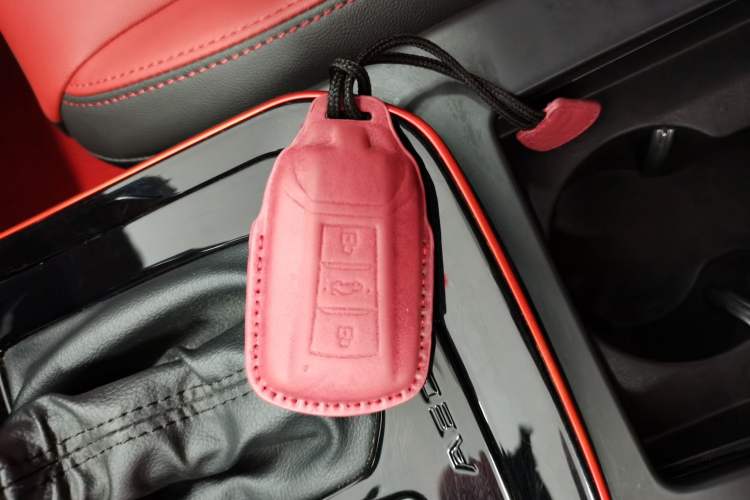 Used Dongfeng Aeolus Yixuan 2021 230T Automatic Zuiying Knight Edition Vehicle Key