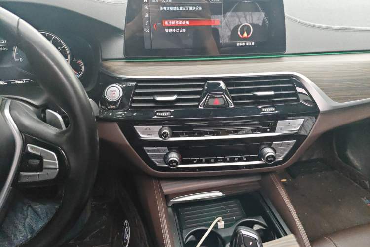 Used BMW 5 Series 2018 Revised Version 530Li Leading Edition Luxury Package
