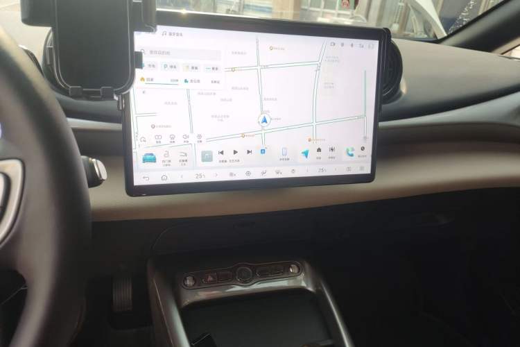 Used BYD Dolphin 2025 Smart Drive Version 420 km Freedom Edition