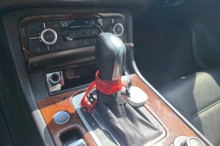 Used Volkswagen Touareg 2013 3.0 TSI Limited Luxury Edition
