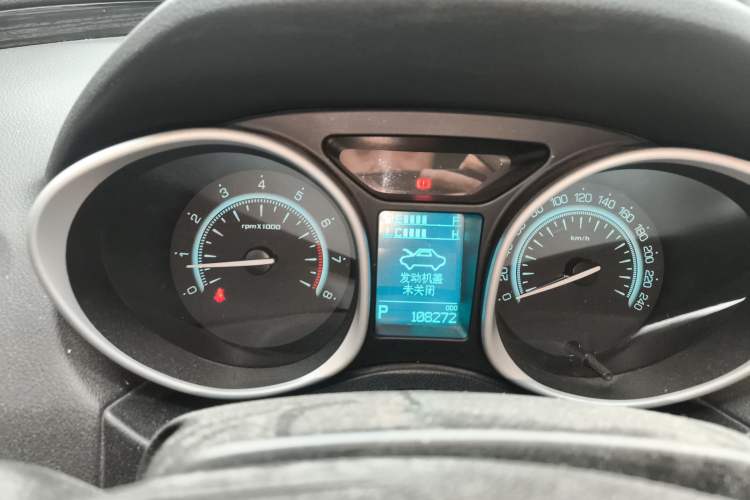 Used GAC Trumpchi GS5 Super 2015 2.0L Automatic Two-Wheel Drive Comfort Edition
