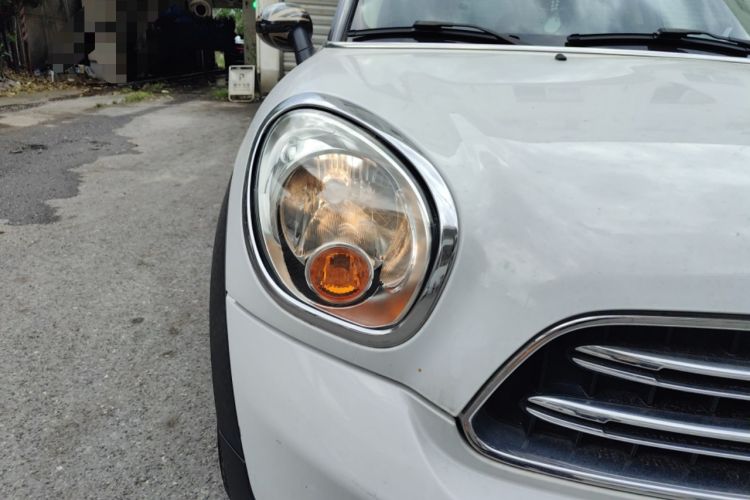 Used MINI Countryman 2014 1.6L COOPER Fun Right Front Headlight