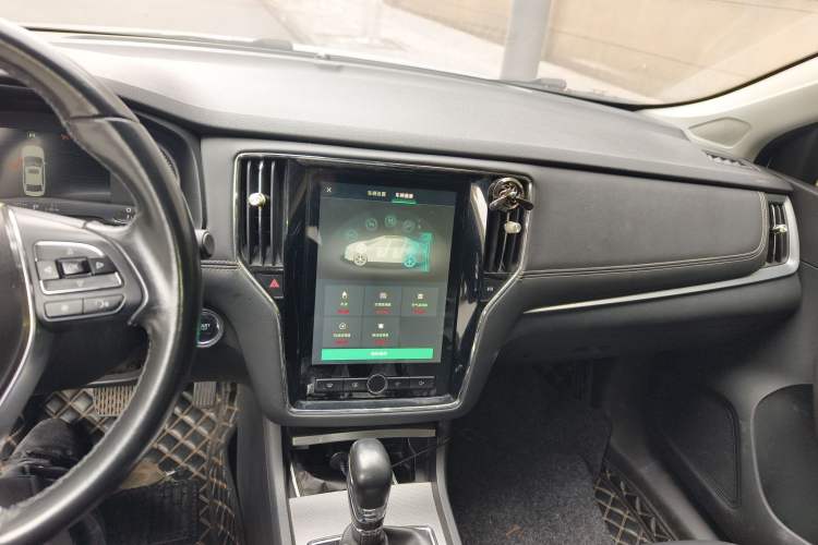 Used Roewe i6 2017 20T Automatic Internet ZhiZun Edition Audio And AC Panel