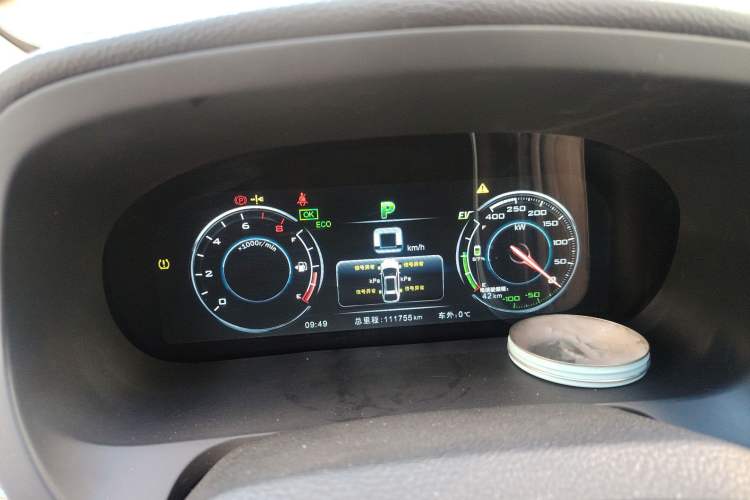 Used BYD Tang New Energy 2015 2.0T Four-Wheel-Drive Flagship Model
