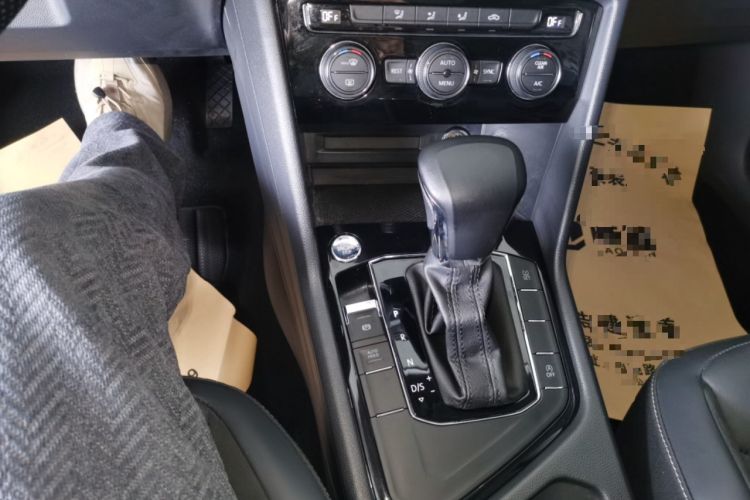 Used Volkswagen Tiguan L 2021 330TSI Automatic Two-Wheel Drive Smart Edition Gear Lever