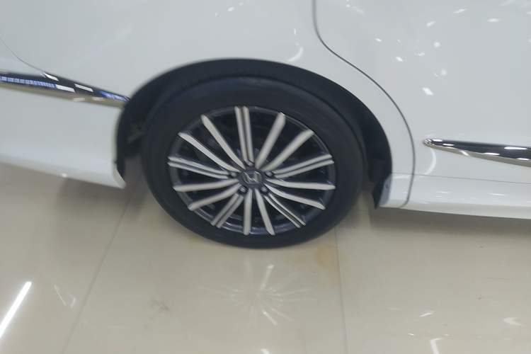 Used Honda Elysion 2022 2.0L eHEV Luxury Edition
