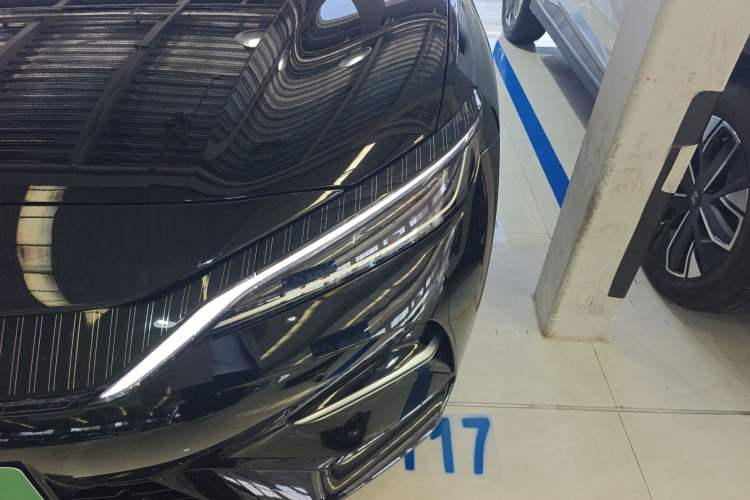 Used BYD Song L EV 2025 Intelligent Driving Version 662 km LiDAR Excellence Edition Left Front Headlight