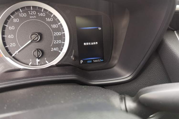 Used Toyota Levin 2019 185T CVT Luxury Edition China VI Standard Odometer Close Up