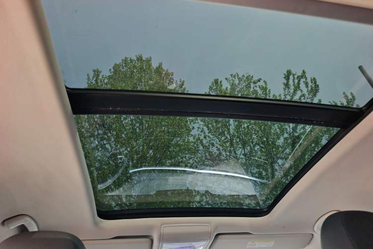 Used Volkswagen Teramont 2020 Revised Version 330TSI Two-Wheel Drive Luxury Edition Headliner