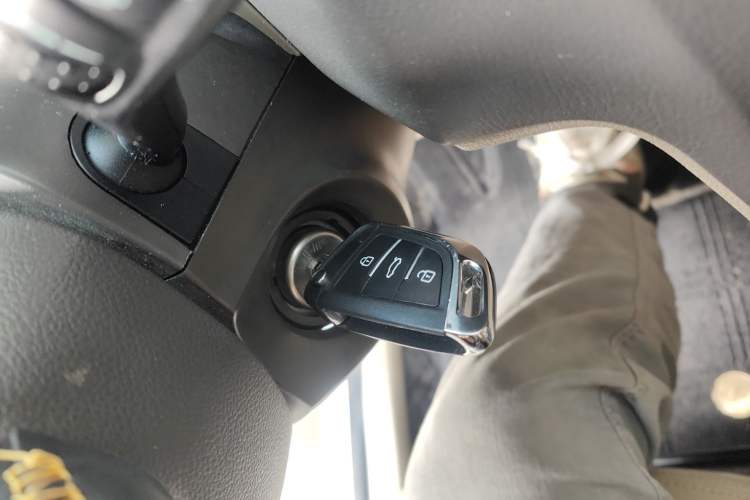 Used Ford Focus 2011 Hatchback 1.8L Automatic Fashion Edition
