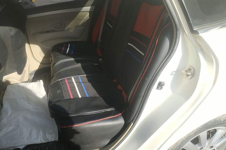 Used Nissan Sylphy 2012 Classic 1.6XE Manual Comfort Edition Left Rear Seat