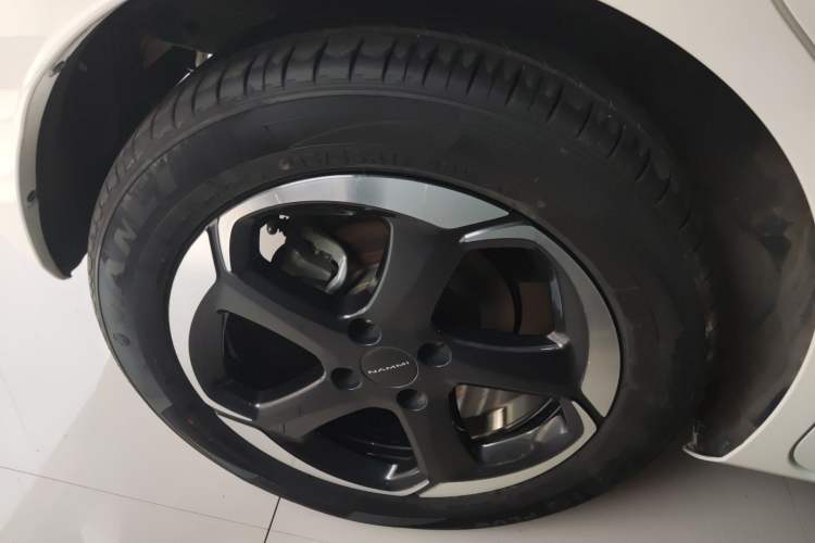 Used Dongfeng NAMMI 01 2024 430 Plus Smart+ Exterior 5