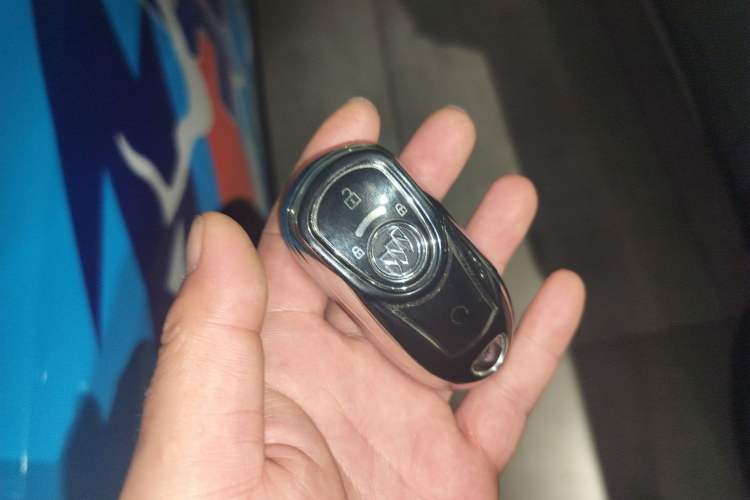 Used Buick Velite 6 2024 450km Range Commuter Version Vehicle Key