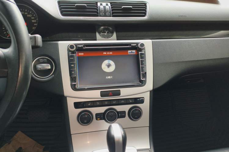 Used Volkswagen Magotan 2015 Facelift 1.8TSI Luxury Model