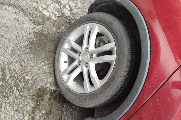 Used CHANGAN CS35 2016 1.6L Automatic Luxury Model China IV Standard