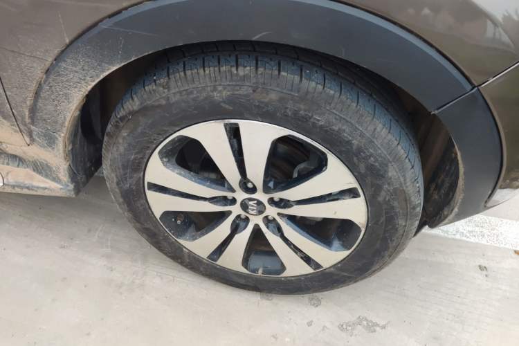 Used Kia Sportage R 2012 2.0L Automatic Two-Wheel Drive NAVI
