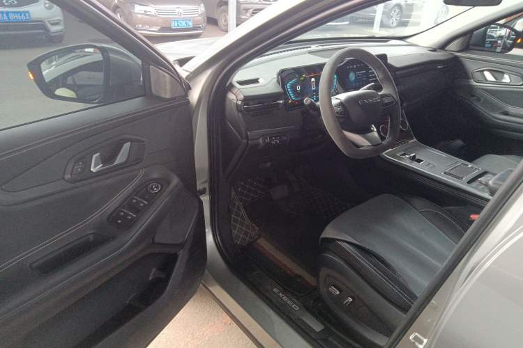 Used EXEED Lingyun 2023 300T Two-Wheel Drive Starry Edition Driver Seat