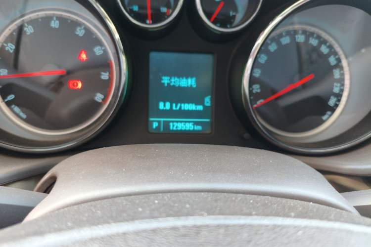 Used Buick Regal 2014 2.0L Leading Fashion Edition