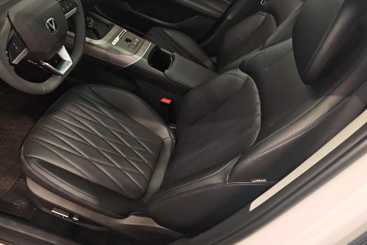 Used Changan Eado PHEV 2025 Smart New Blue Whale 145KM Battleship Edition
