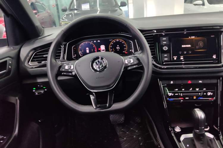 Used Volkswagen T-ROC 2020 280TSI DSG Two-Wheel-Drive Luxury Version
