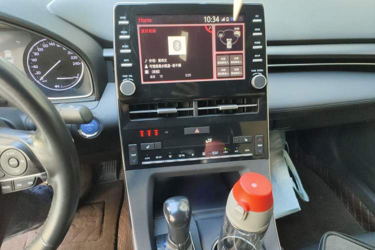 Used Toyota Avalon 2019 Dual-Engine 2.5L XLE Prestige Version China VI Standard