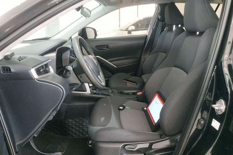 Used Toyota FRONTLANDER 2023 2.0L CVT Leading Edition
