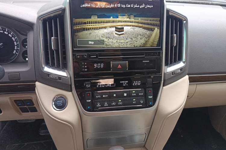 Used Toyota Land Cruiser  Audio And AC Panel