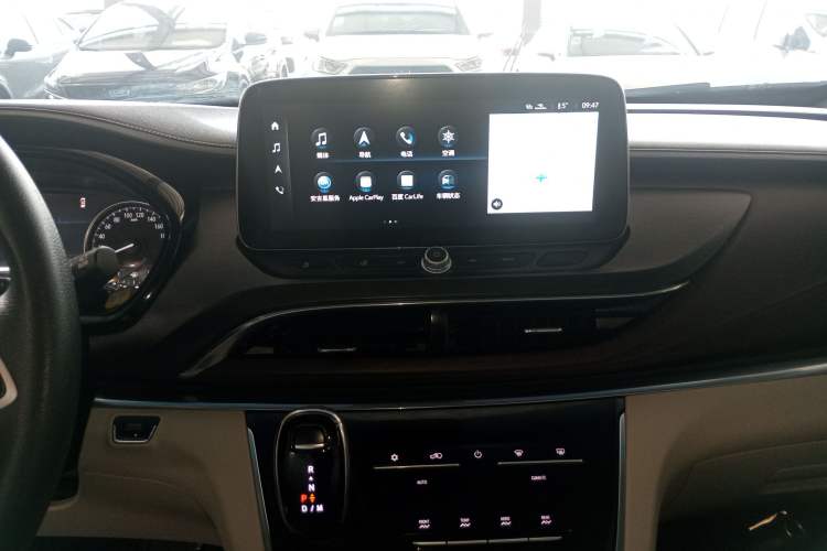 Used Buick GL8 2023 Land Executive Class Smart Enjoyment Model
