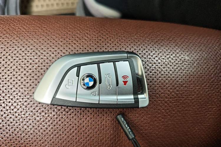 Used BMW 5 Series GT 2013 535i Luxury Edition Vehicle Key