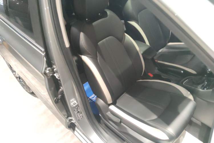 Used Baojun 360 2019 1.5L CVT Luxury Model China VI Emission Standard