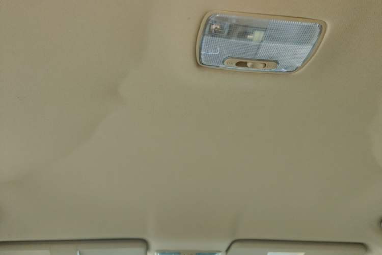 Used Haval H6 2011 Green Silence 2.0T Manual Two-Wheel Drive Elite Model Headliner