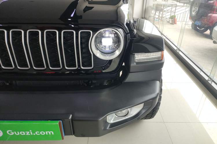 Used Jeep Wrangler 2024 2.0T Sahara Four-Door Edition
