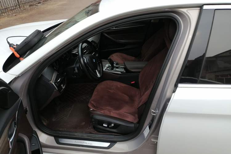 Used BMW 5 Series 2018 530Li Leading Edition Luxury Package Left Front Seat