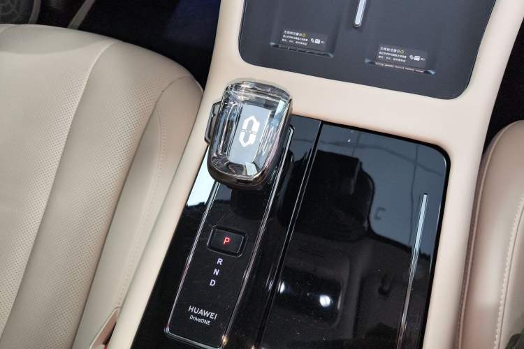 Used Hima AITO M7 2024 1.5T Intelligent Drive 4WD Ultra Version 5 Seats