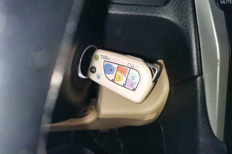 Used Toyota Camry 2015 2.0G Premier Edition
