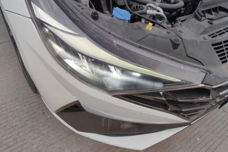 Used Hyundai Elantra 2021 240TGDi DCT LUX Prestige Edition Right Front Headlight