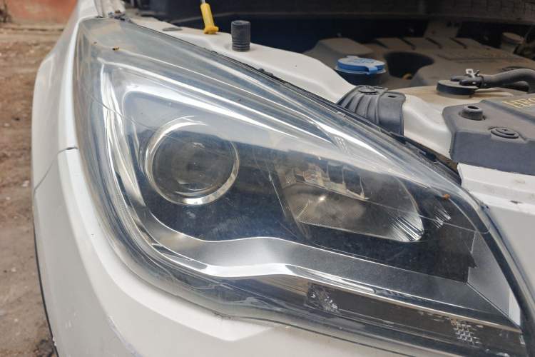 Used CHANGAN CS35 2017 1.6L Manual Luxury Model Right Front Headlight