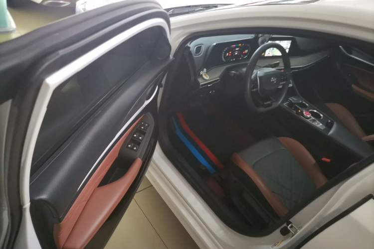 Used Changan Eado 2023 Changan Edition PLUS Blue Whale NE 1.4T GDI DCT Prestige Version