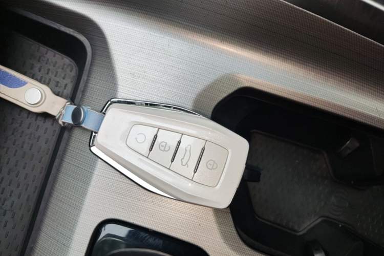 Used Geely Auto Preface 2021 Revised Version 2.0TD Luxury Edition Vehicle Key