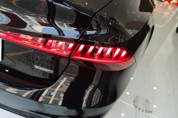 Used Audi A7L 2024 45 TFSI quattro S-line Black Warrior Edition
