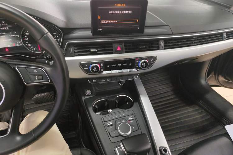 Used Audi A5 2019 Coupe 40 TFSI Fashion Edition China V Emission Standard