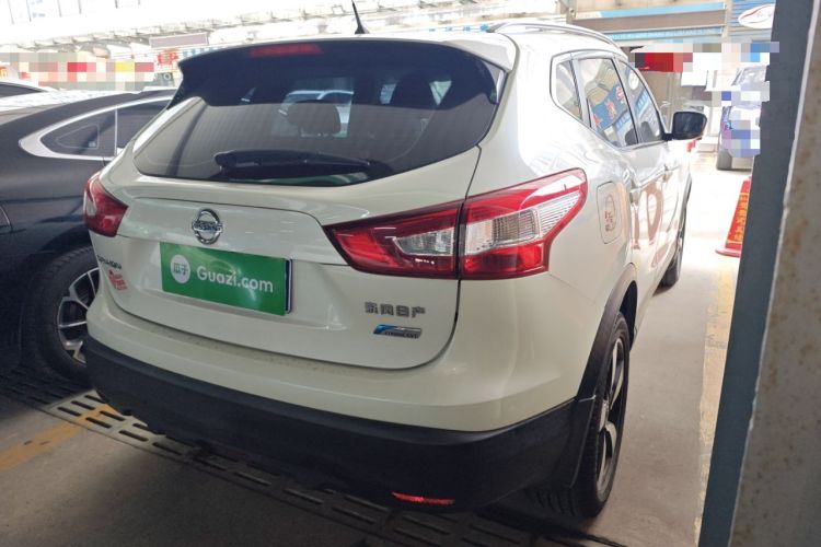 Used Nissan Qashqai 2016 2.0L CVT Luxury Edition Rear Right 45 Deg