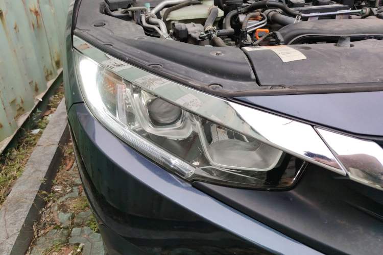 Used Honda Civic 2016 220TURBO CVT Luxury Edition
