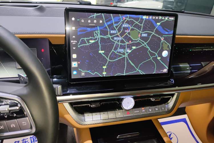 Used Tank 500 2023 3.0T Sport Edition Realm-Design 7-Seater
