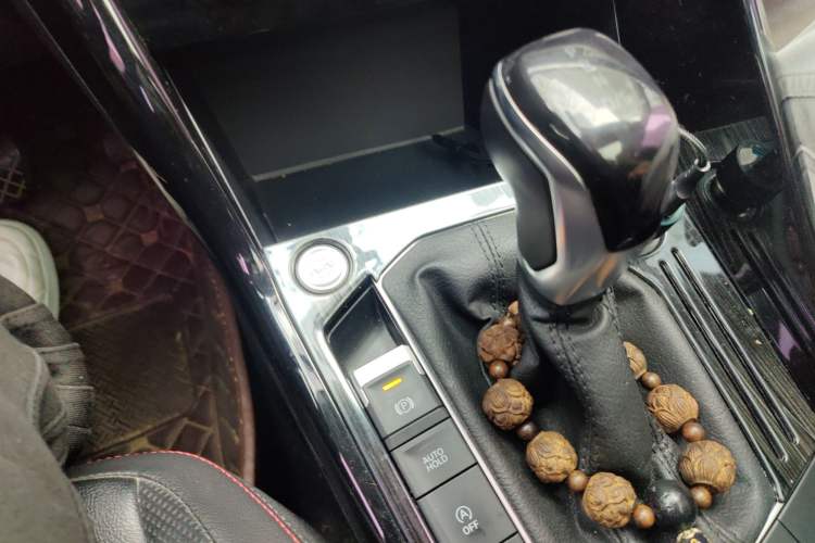 Used Volkswagen Tayron 2019 330TSI Two-Wheel-Drive Luxury Version China V Emission Standard
